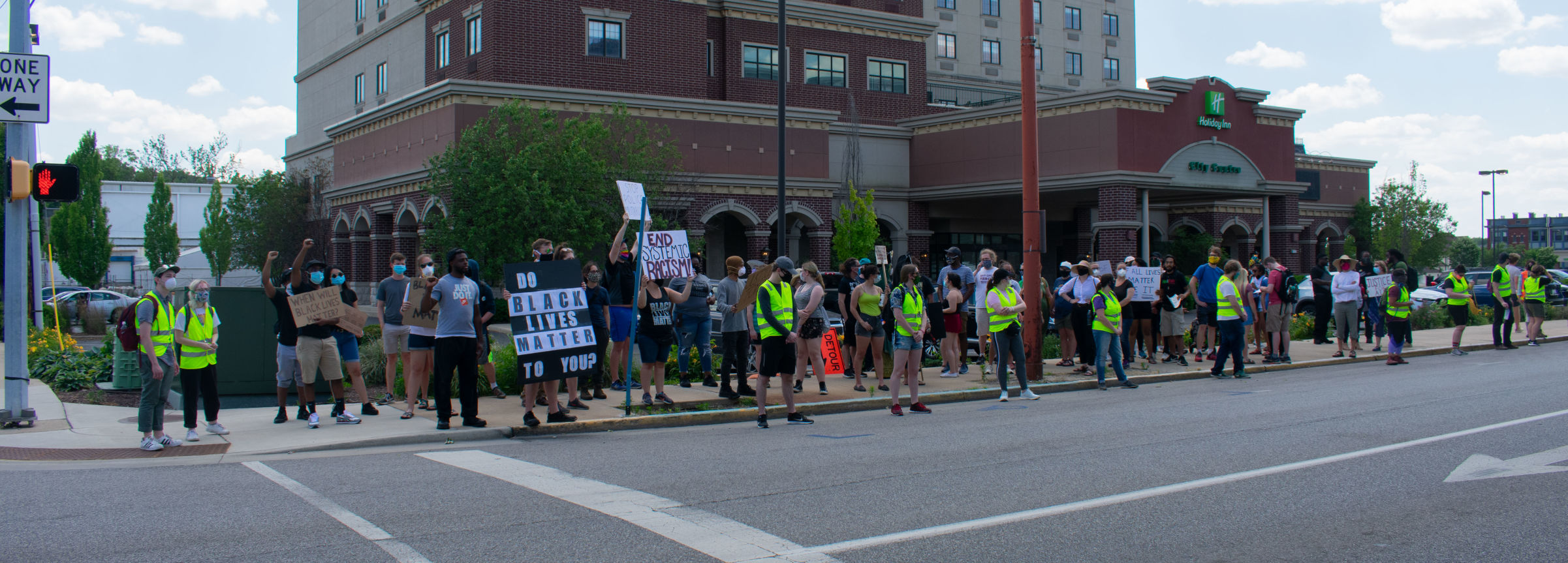 6/16 Protest: Crowd IV